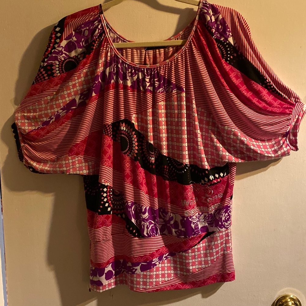 🎁LAST CHANCE- NWOT Elegant shirt